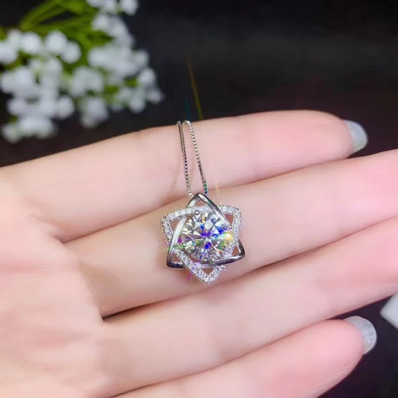 Boutique Jewels 925 Sterling Silver Inlaid Mosang Diamond Gem Female Necklace Pendant Uupport Test